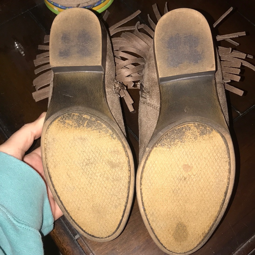 Booties - Picture 3 of 4